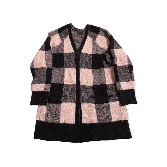 *SOLD* Buffalo plaid cardigan - Picture 4 of 8